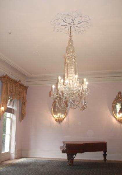 Bluelab - Como House Ball Room, chandelier restoration